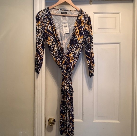 NWT Lucky Brand Geometric Print Wrap Dress M - Picture 3 of 5